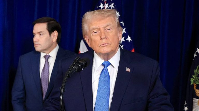 5 GOP senators join Democrats to stop Trump from policing Venezuela